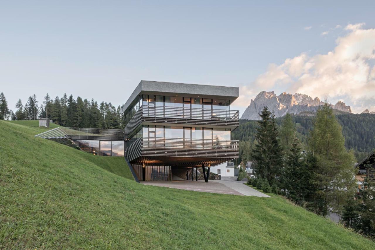 Paramount Alma Suites Sexten Exterior foto